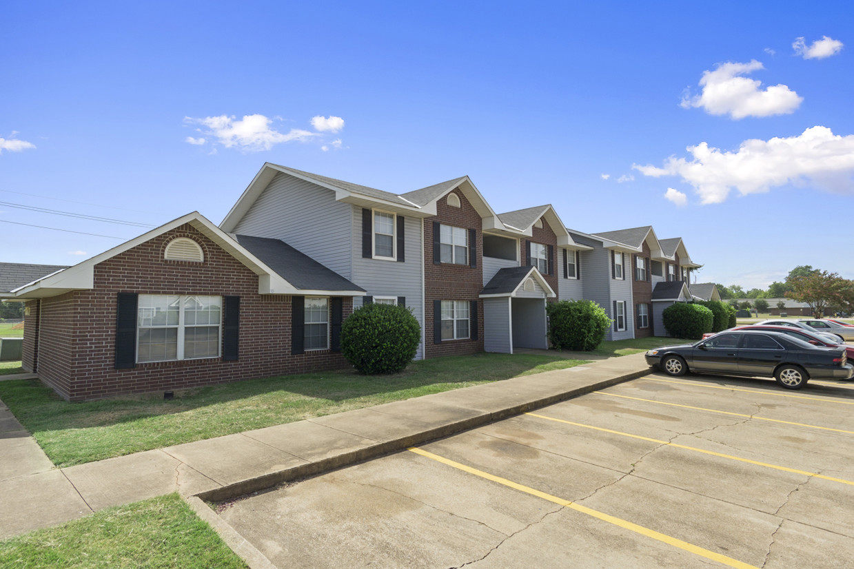 Photo of THE ORCHARD APTS at 4850 SHED RD. BOSSIER CITY, LA 71111
