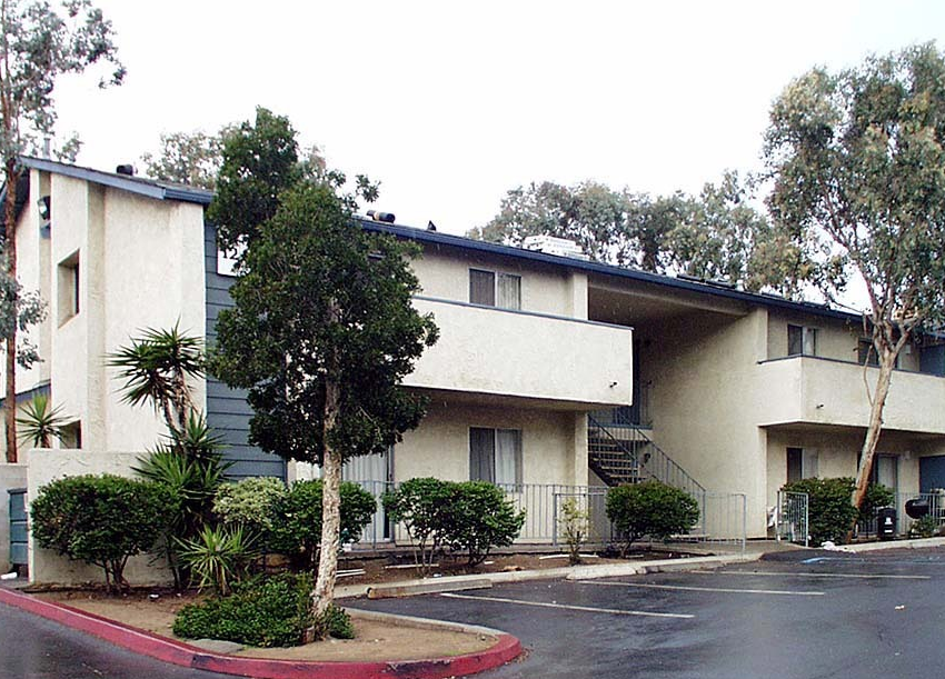 Photo of HARBOR VIEW APARTMENTS at 402 47TH STREET SAN DIEGO, CA 92102