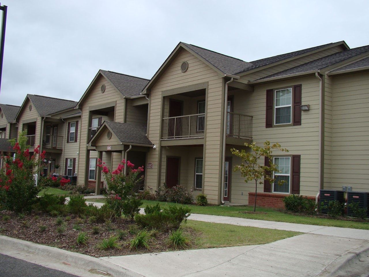 Photo of PARKWAY VILLAGE. Affordable housing located at 704 W CARL ALBERT PKWY MCALESTER, OK 74501
