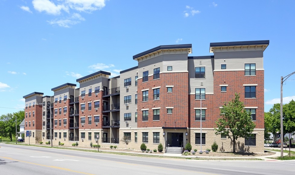 Photo of KINGSTON VILLAGE. Affordable housing located at 600 2ND ST SW CEDAR RAPIDS, IA 52404