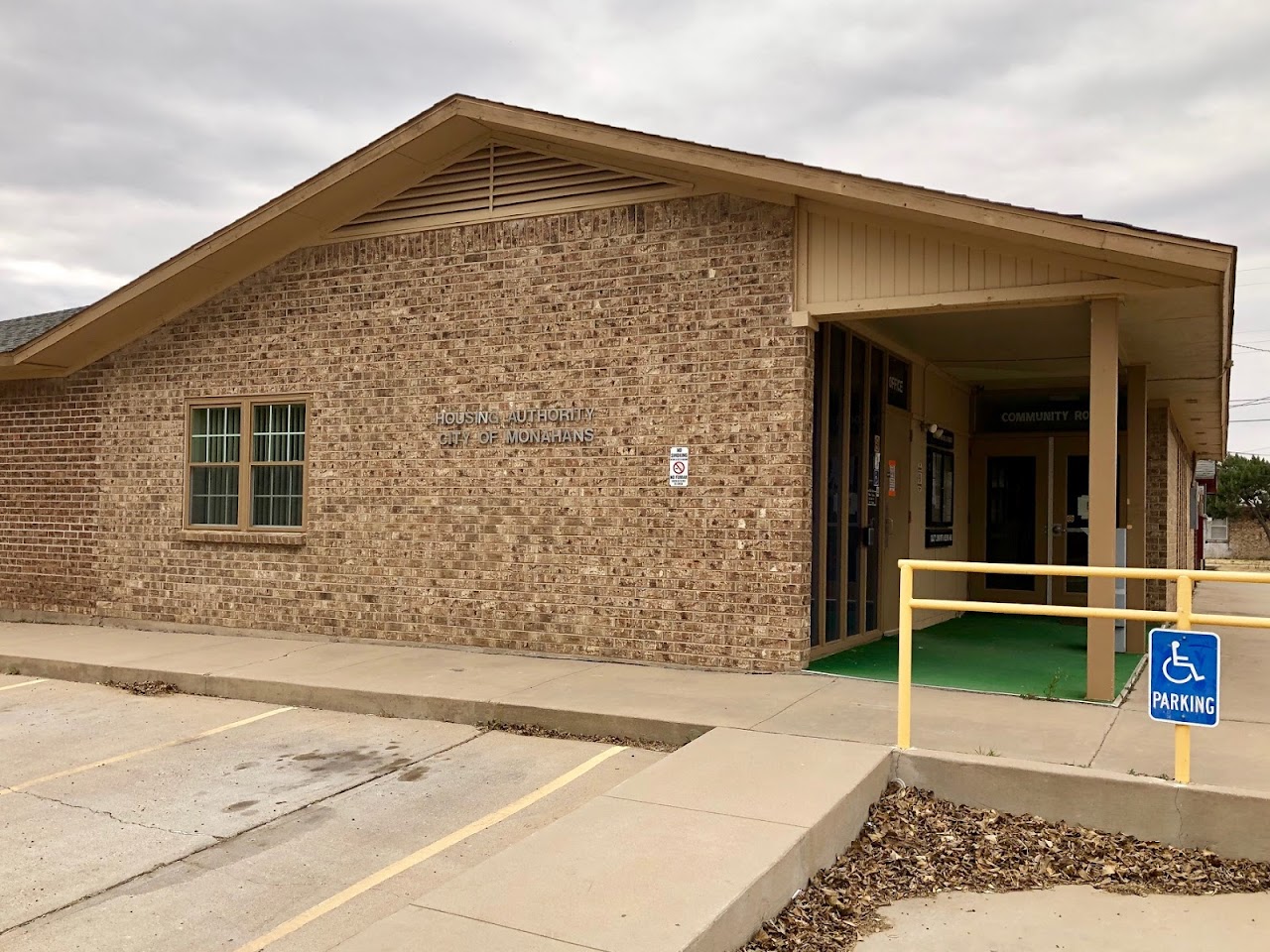Photo of Housing Authority of the City of Monahans. Affordable housing located at 209 S DWIGHT Avenue MONAHANS, TX 79756