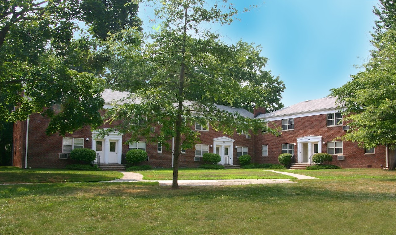 Photo of LELAND GARDENS. Affordable housing located at 1227 EAST FRONT STREET PLAINFIELD, NJ 07062
