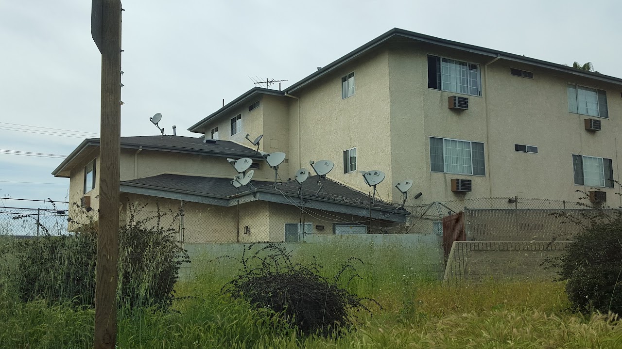 Photo of ROYALS APTS (LOS ANGELES). Affordable housing located at 721 E EL SEGUNDO BLVD LOS ANGELES, CA 90059