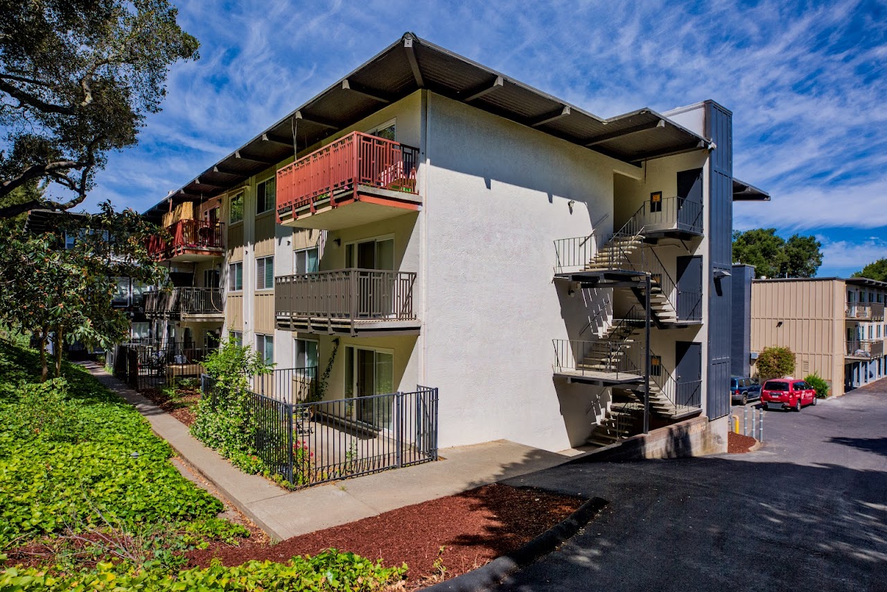 Photo of LEISURE TERRACE APARTMENTS. Affordable housing located at 1638 E STREET HAYWARD, CA 64541