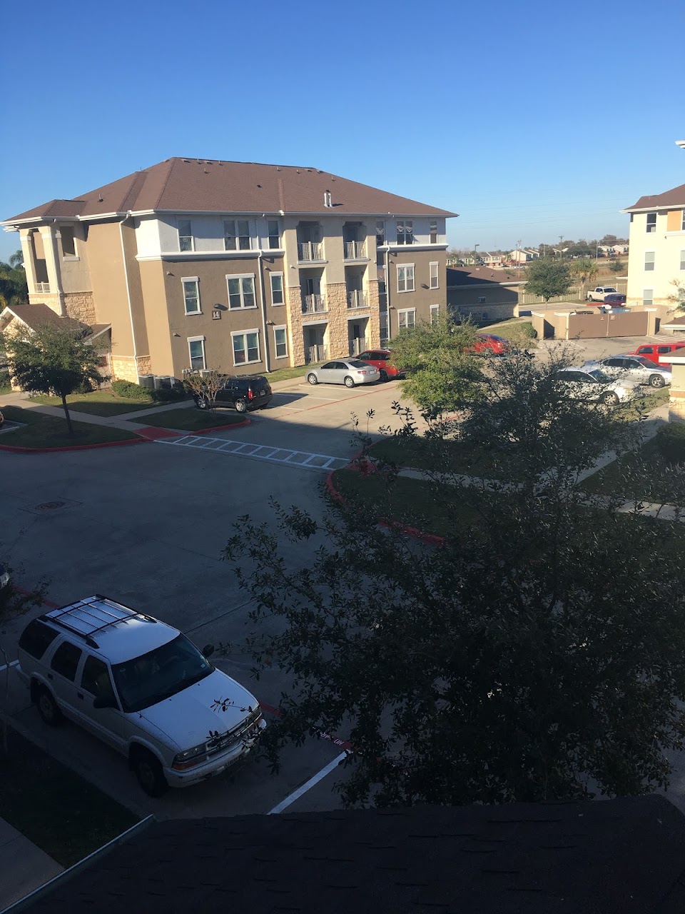 Photo of COSTA MARIPOSA. Affordable housing located at 7555 MEDICAL CTR DR TEXAS CITY, TX 77591