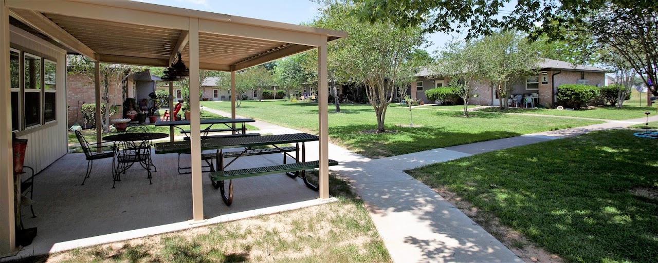 Photo of BROOKS MANOR APARTMENTS at 444 JEFFERSON STREET WEST COLUMBIA, TX 77486
