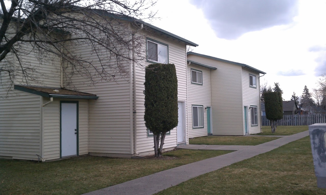 Photo of MAPLE LEAF TOWNHOUSES at 1205 NORTH SECOND STREET YAKIMA, WA 98901
