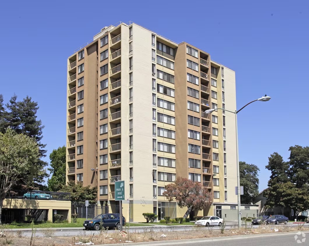 Photo of CITY TOWERS at 1065 EIGHTH ST OAKLAND, CA 94607