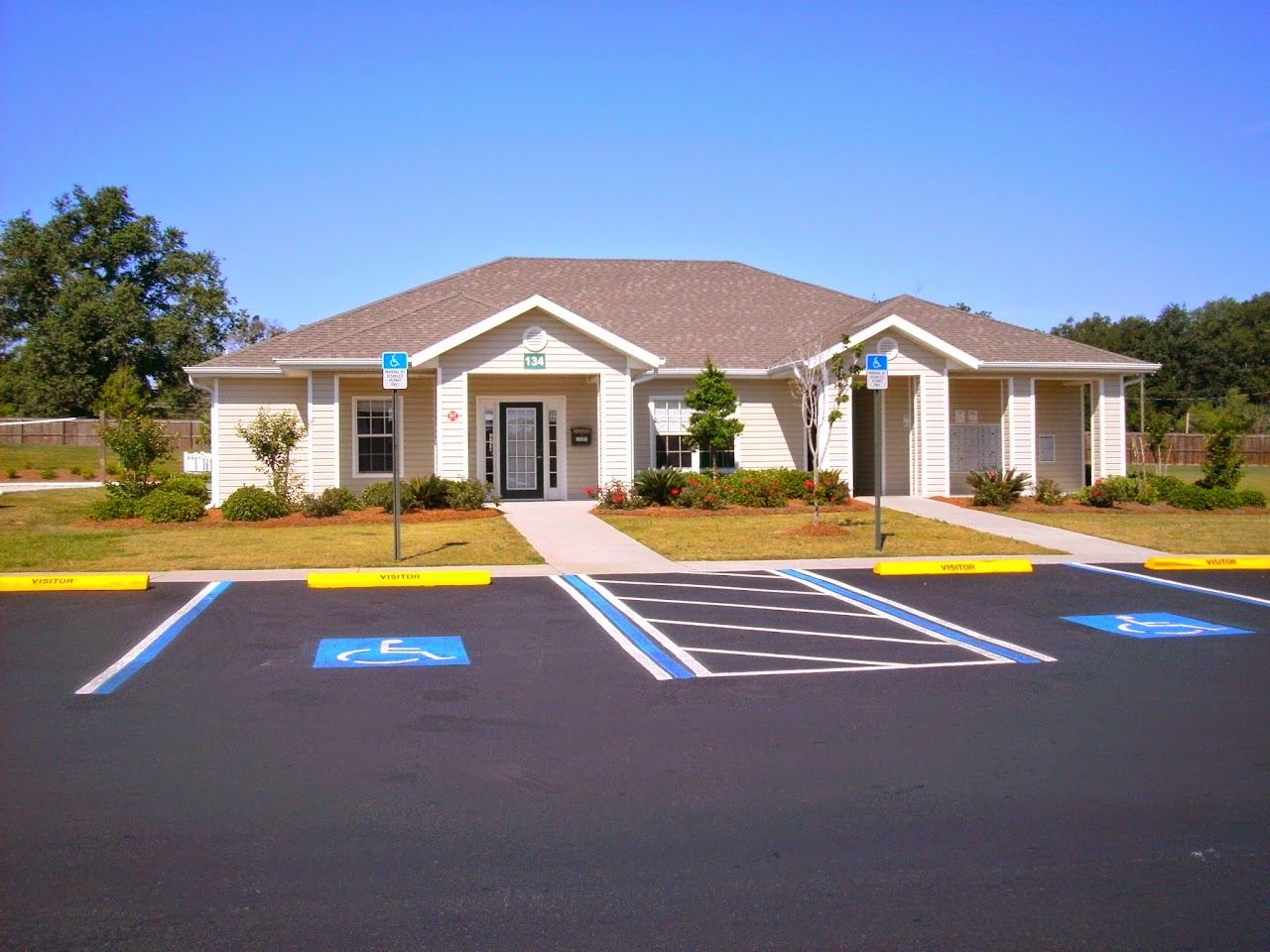 Photo of ARBOURS AT MADISON. Affordable housing located at 134 SW ARBOUR CIR MADISON, FL 32340