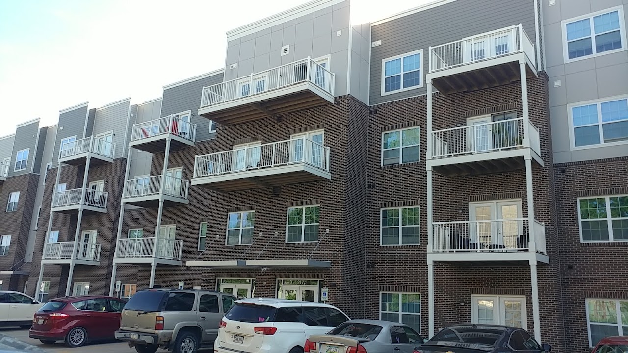 Photo of ASHTON FLATS. Affordable housing located at 214 7TH AVESW CEDAR RAPIDS, IA 52404
