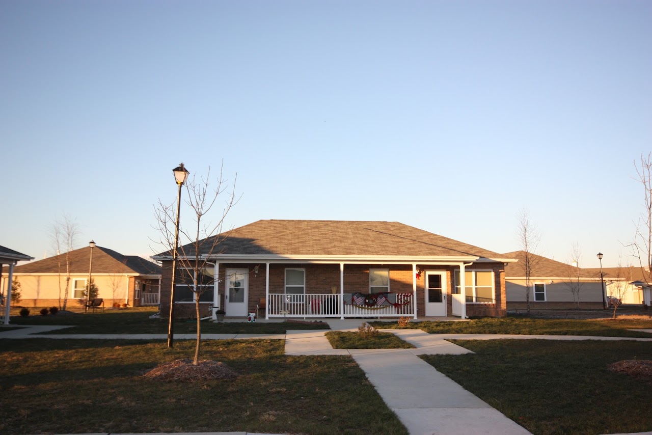 Photo of THE VILLAS AT HERITAGE WOODS at 3 HERITAGE CIR CENTRALIA, IL 62801