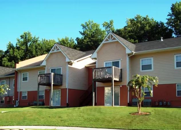 Photo of VILLAGE OF COLLEGE PARK. Affordable housing located at 4060 HERSCHEL RD COLLEGE PARK, GA 30337