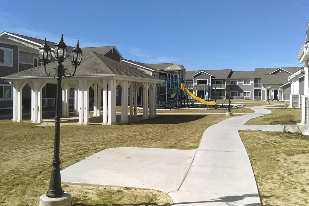Photo of COMMERCE GARDENS. Affordable housing located at 1801 LYMAN AVENUE HUTCHINSON, KS 67501