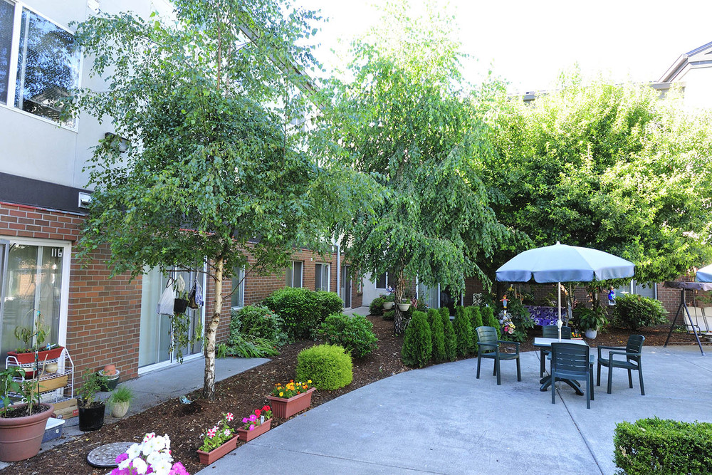 Photo of GREEN RIVER COURT APTS. Affordable housing located at 1401 W MEEKER ST KENT, WA 98032