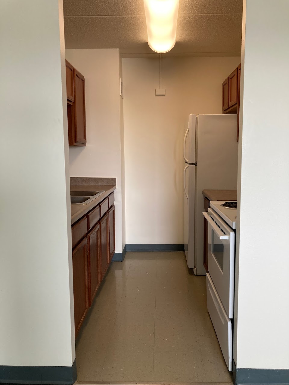 Photo of MONROE PLAZA. Affordable housing located at 400 N MONROE AVE GREEN BAY, WI 54301