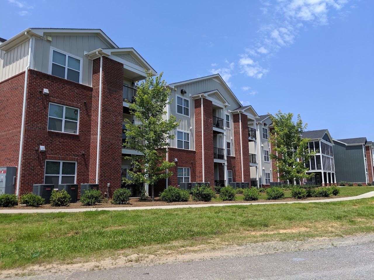 Photo of THE VILLAS AT HICKORY TREE. Affordable housing located at 3305 HICKORY TREE ROAD WINSTON SALEM, NC 27127