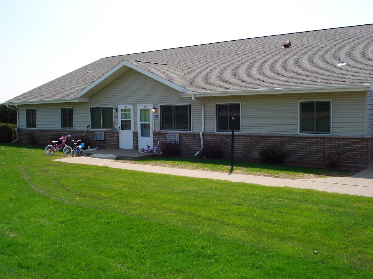 Photo of JNB BADGER SOUTH LP. Affordable housing located at 102 N PARK ST BELMONT, WI 53510