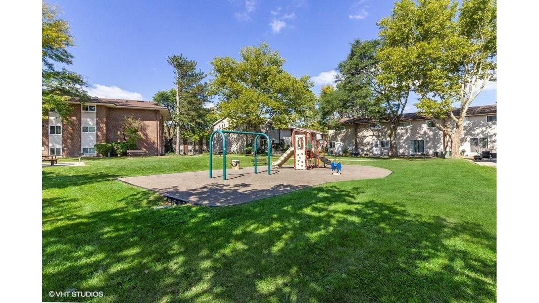 Photo of OGDEN MANOR APARTMENTS at 321 395 W OGDEN AVE NAPERVILLE, IL 60563