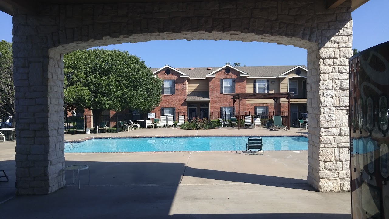 Photo of COBBLESTONE VILLAGE APTS. Affordable housing located at 2209 N MAIN ST CLEBURNE, TX 76033