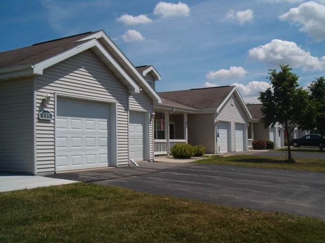 Photo of SOUTHLAKE SENIOR COTTAGES III. Affordable housing located at 220 SOUTHLAKE CIR FOND DU LAC, WI 54935