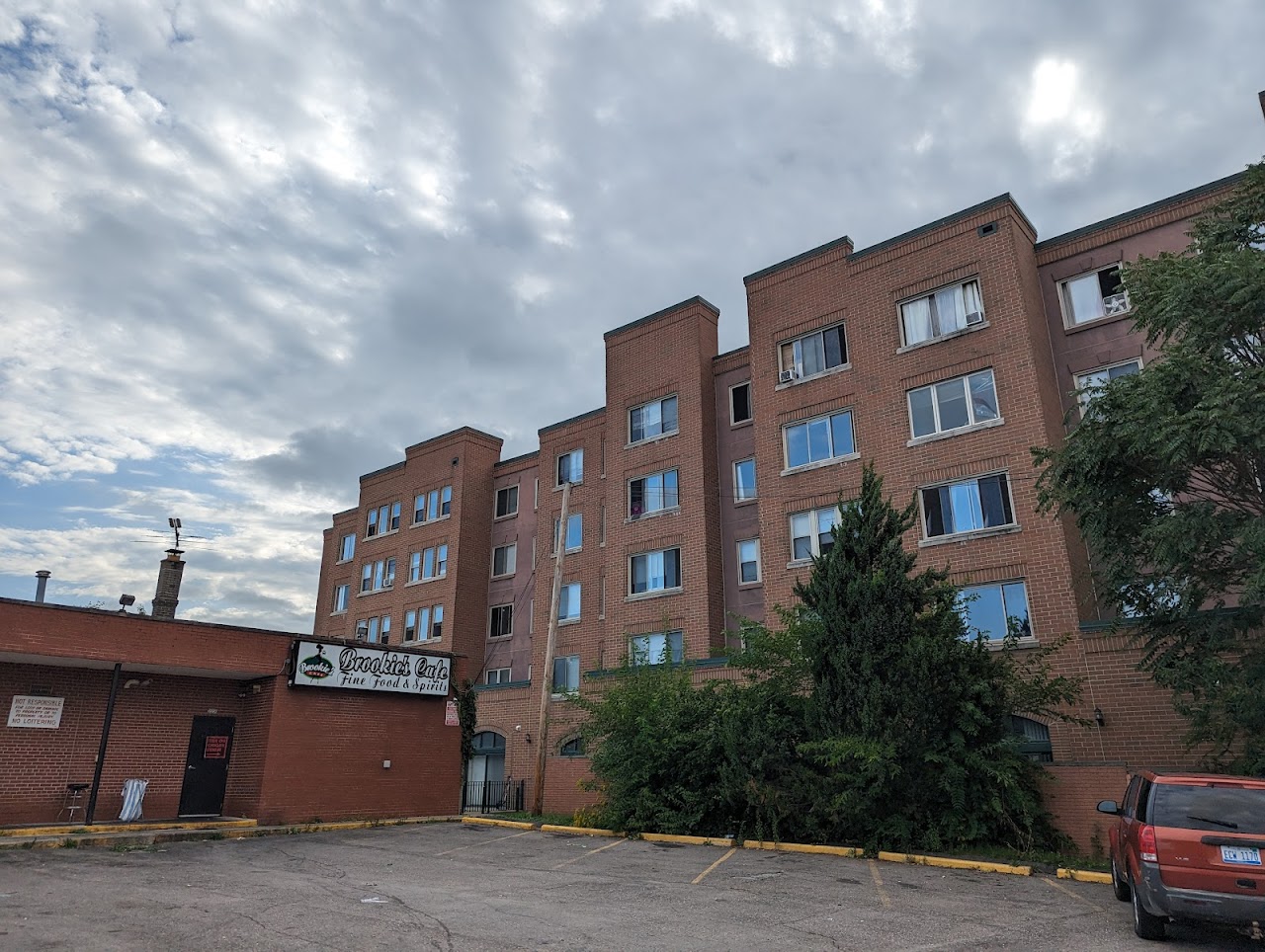 Photo of NEWBERRY SQUARE APTS. Affordable housing located at 35240 W MICHIGAN AVE WAYNE, MI 48184