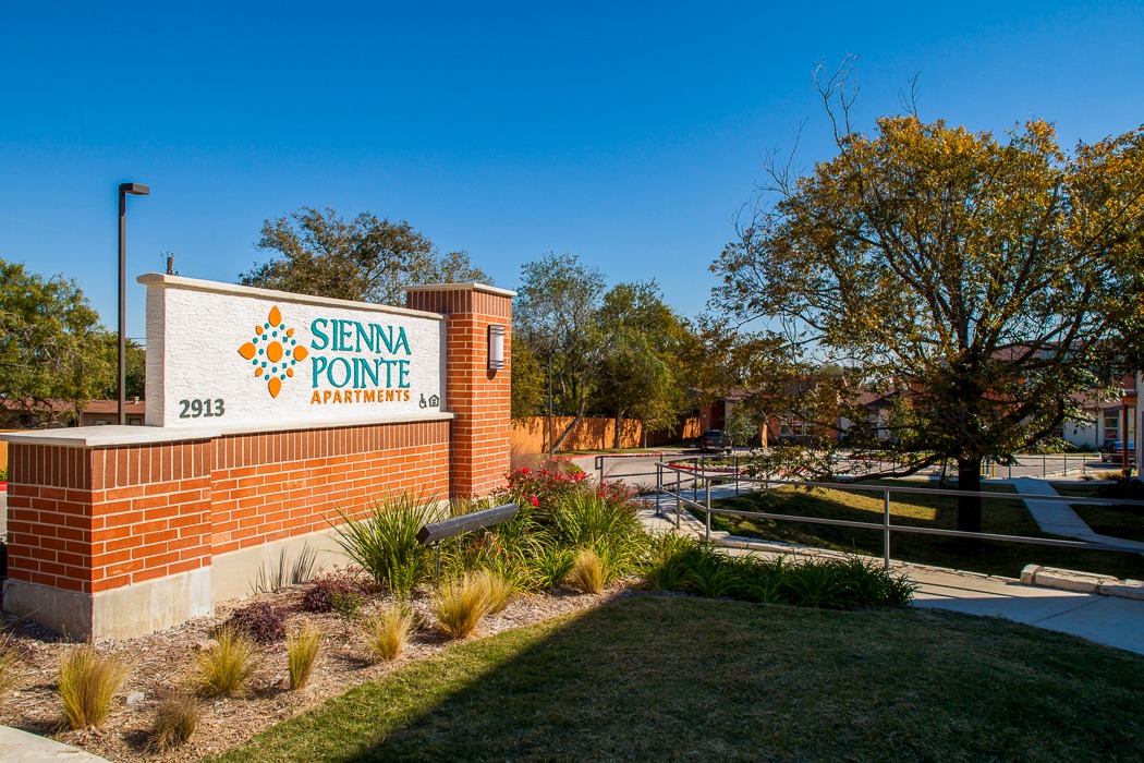 Photo of SIENNA POINTE. Affordable housing located at 2913 HUNTER ROAD SAN MARCOS, TX 78666