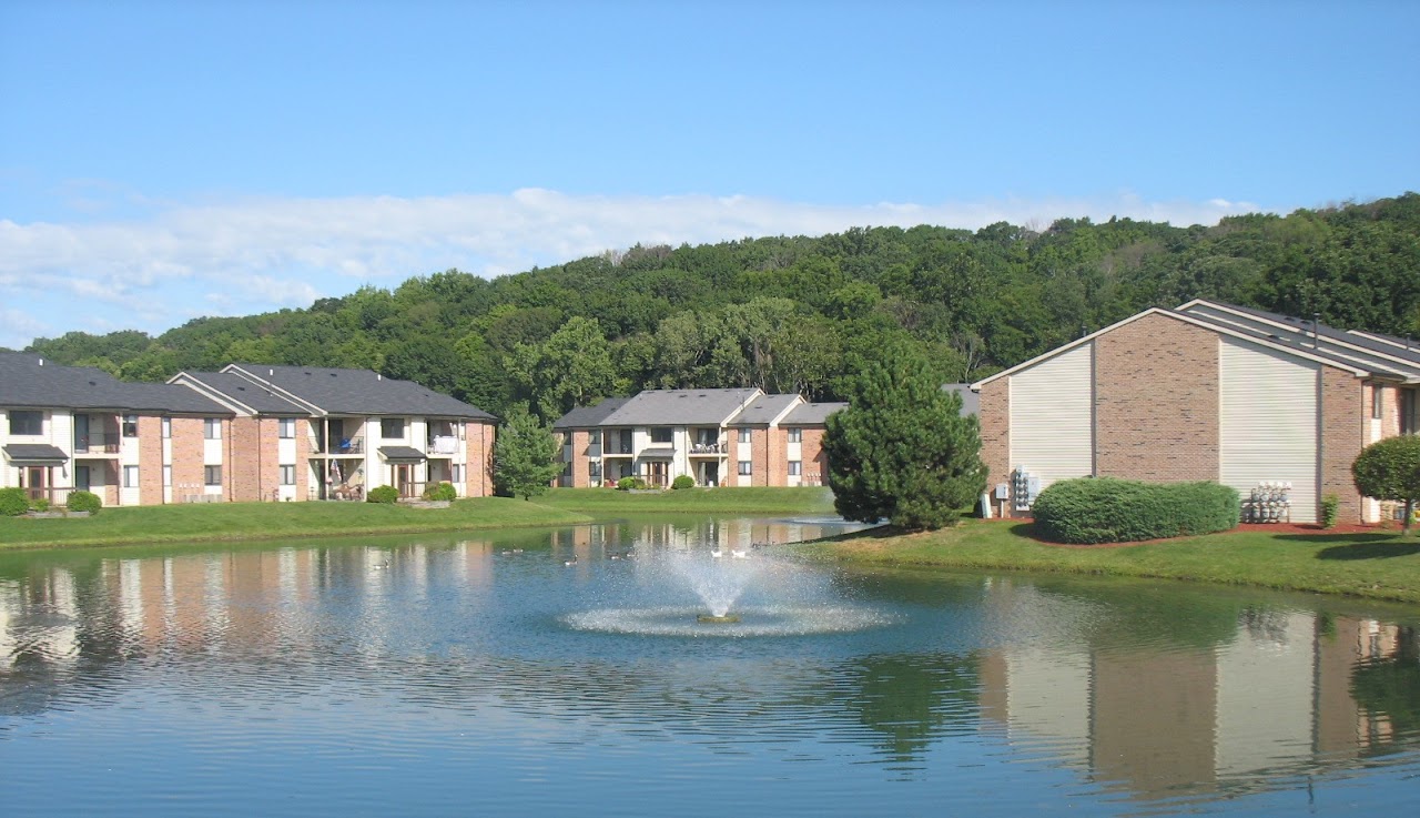Photo of CEDAR RUN AT THE FORKS OF THE WABASH. Affordable housing located at 900 WABASH CIR HUNTINGTON, IN 46750