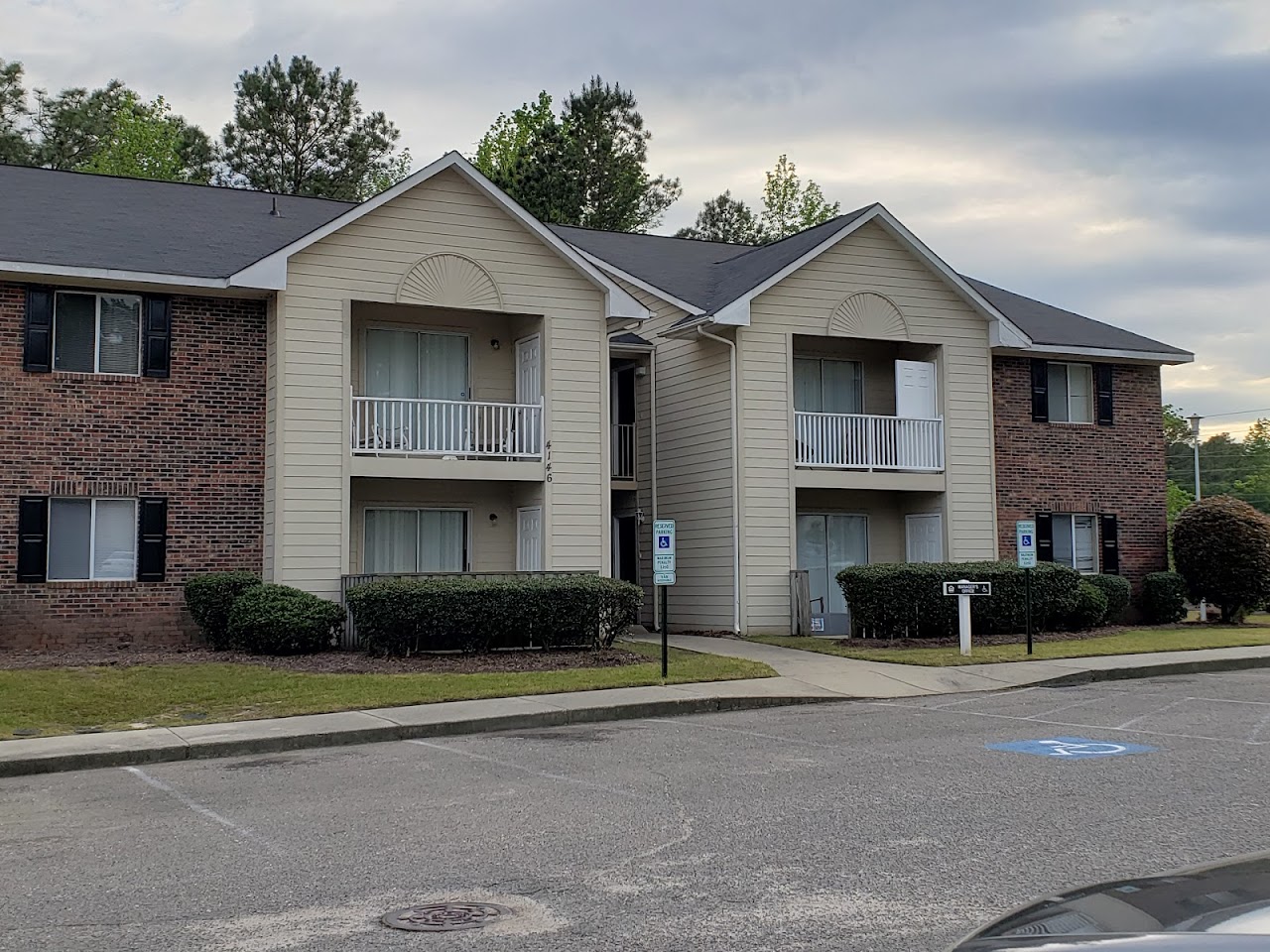 Photo of GOLFVIEW APTS. Affordable housing located at 4131 FESCUE COURT HOPE MILLS, NC 28348