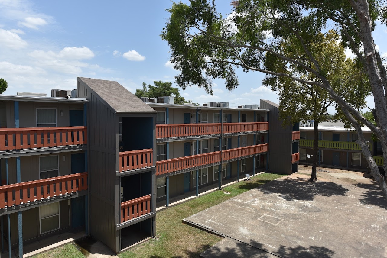 Photo of VILLAGE PARK APARTMENTS. Affordable housing located at 8701 HAMMERLY BLVD HOUSTON, TX 77080