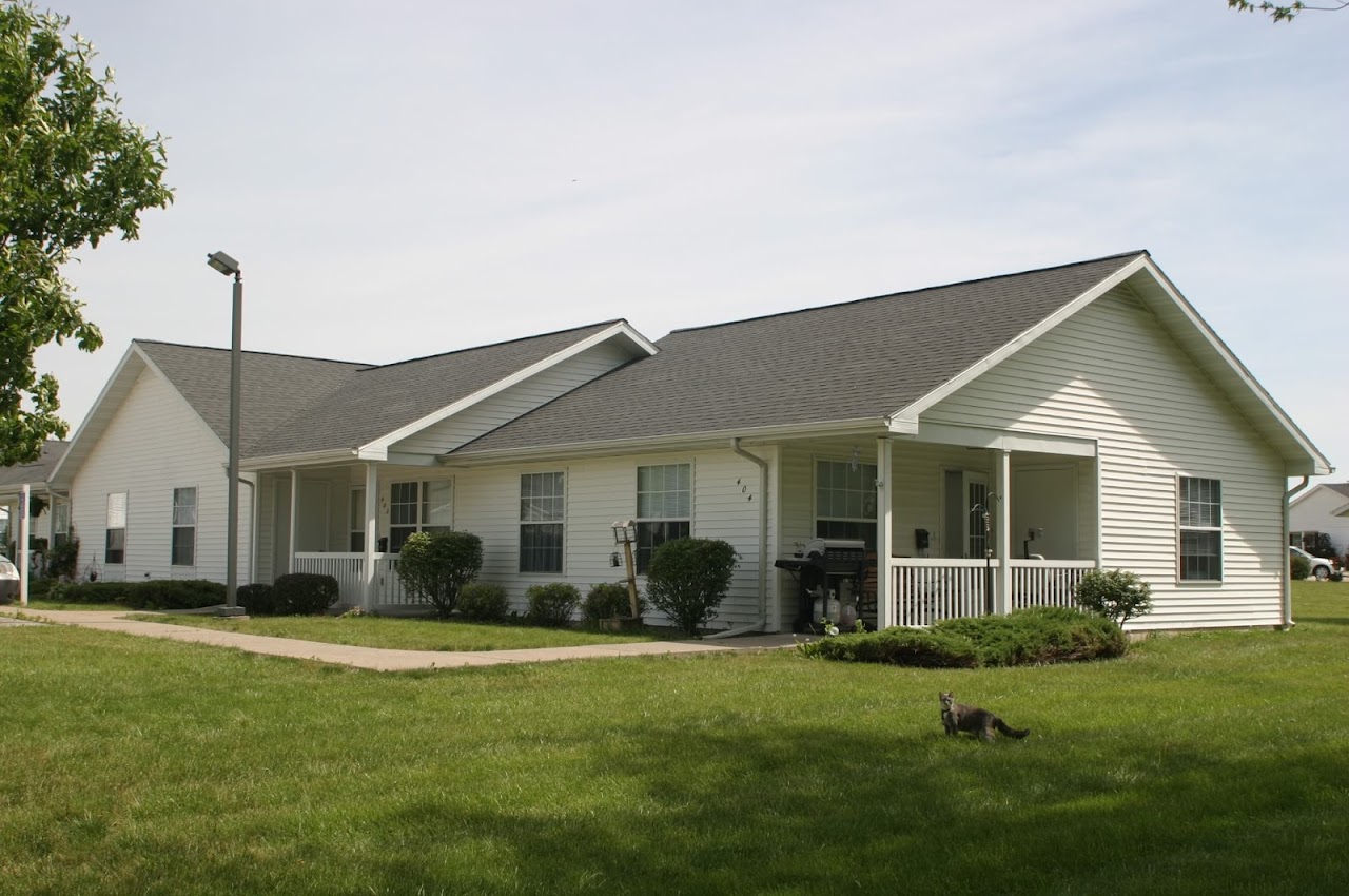 Photo of COTTAGE GROVE. Affordable housing located at 1503 HOUSER ST MUSCATINE, IA 52761