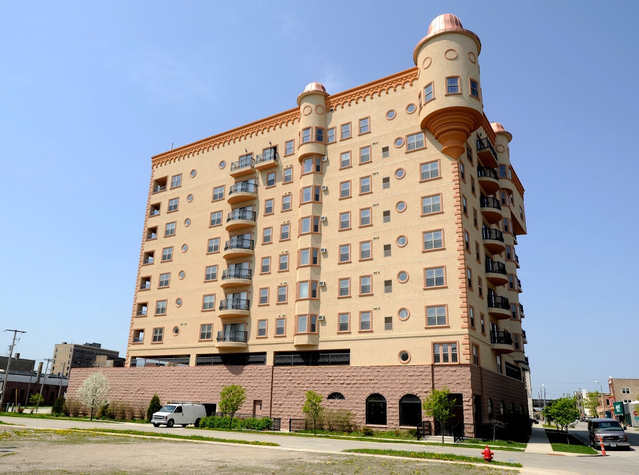 Photo of VIRGINIA TOWERS. Affordable housing located at 5710 4TH AVENUE KENOSHA, WI 53140