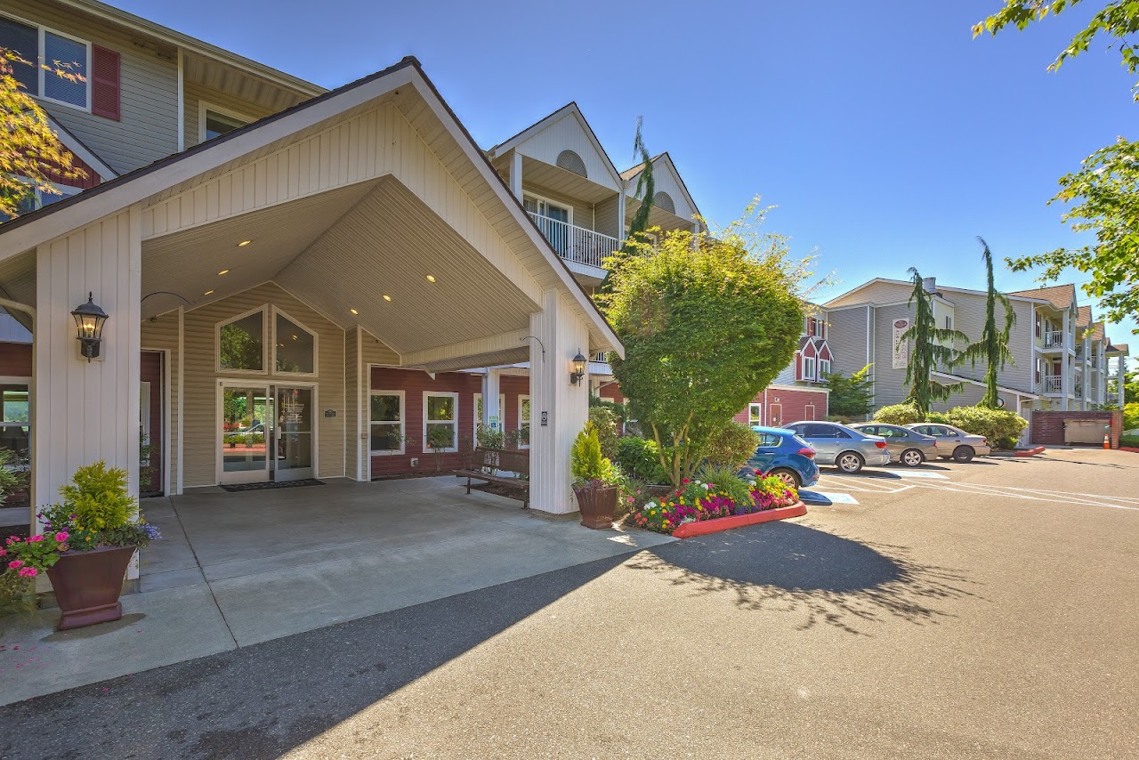 Photo of VINTAGE AT EVERETT. Affordable housing located at 1001 EAST MARINE VIEW DR EVERETT, WA 98201