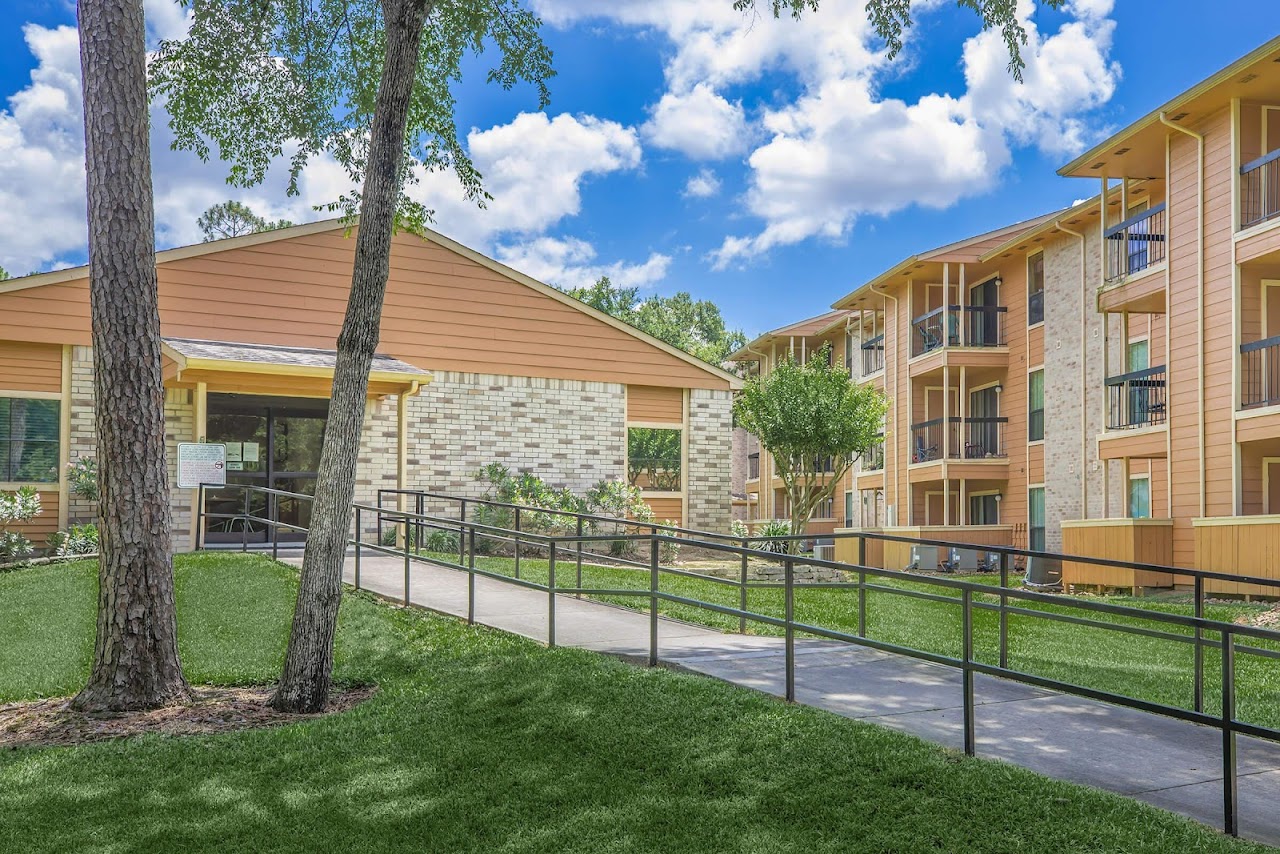Photo of COPPERWOOD APTS. Affordable housing located at 4407 S PANTHER CREEK DR THE WOODLANDS, TX 77381