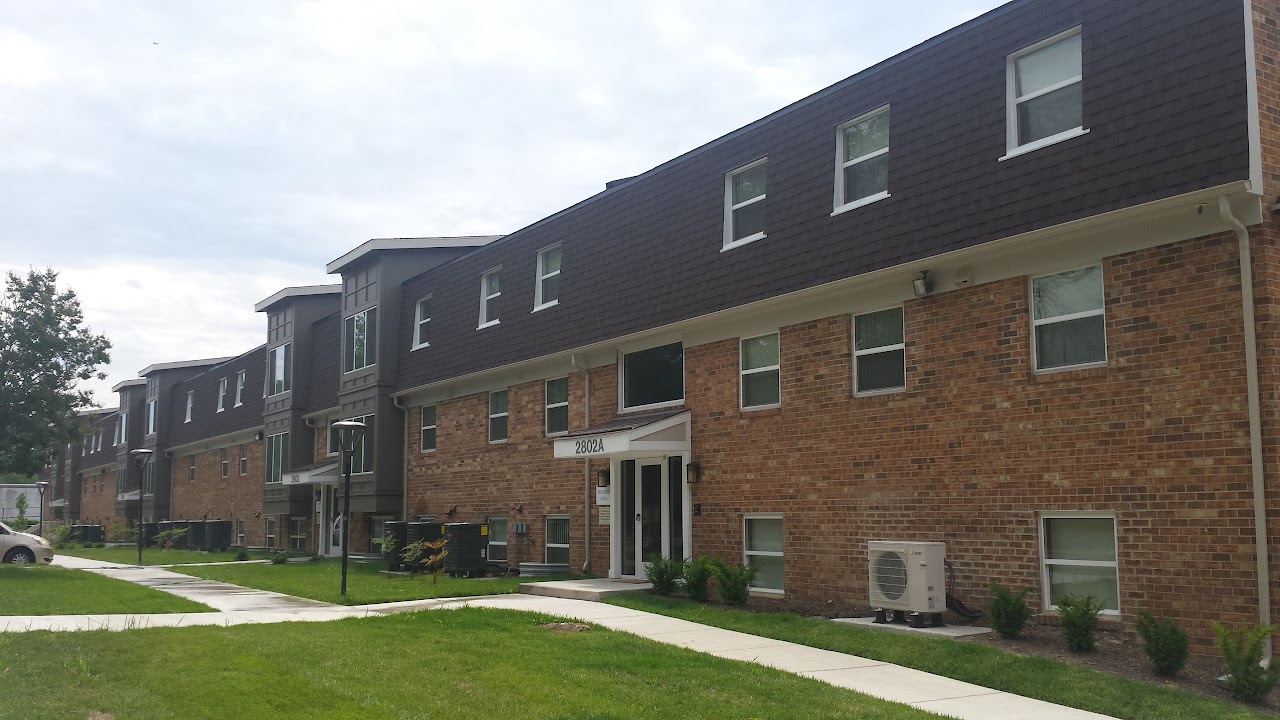 Photo of WEXFORD MANOR I. Affordable housing located at 2802 HOLLYWOOD ROAD FALLS CHURCH, VA 22043