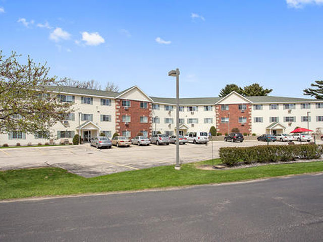 Photo of SHORE MANOR SENIOR APTS. Affordable housing located at 3021 SHORE DR MARINETTE, WI 54143