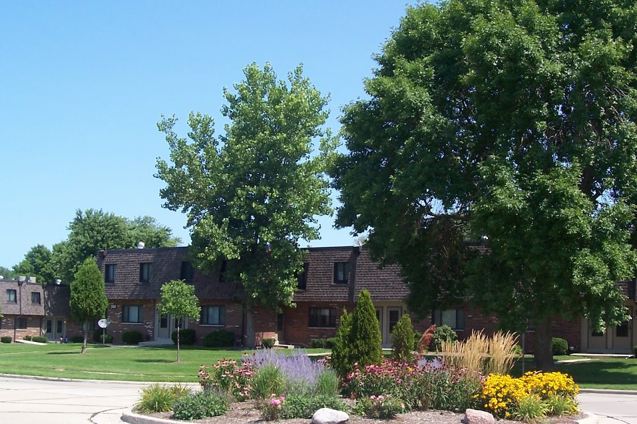 Photo of LIGHTHOUSE POINT TOWNHOMES. Affordable housing located at 500 SHELBOURNE CT RACINE, WI 53402