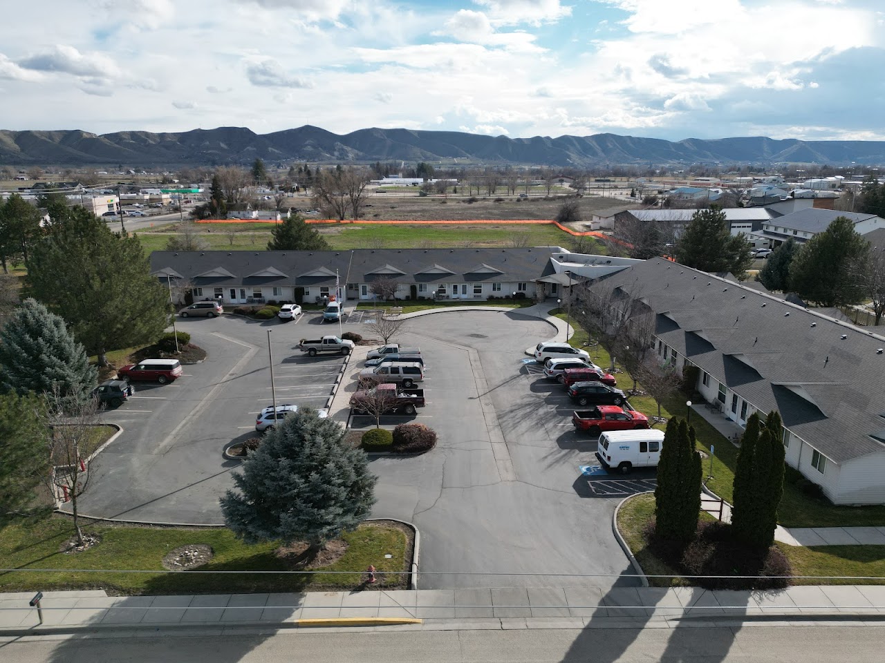 Photo of AUTUMN COURT. Affordable housing located at 501 EAST 12TH STREET EMMETT, ID 83617