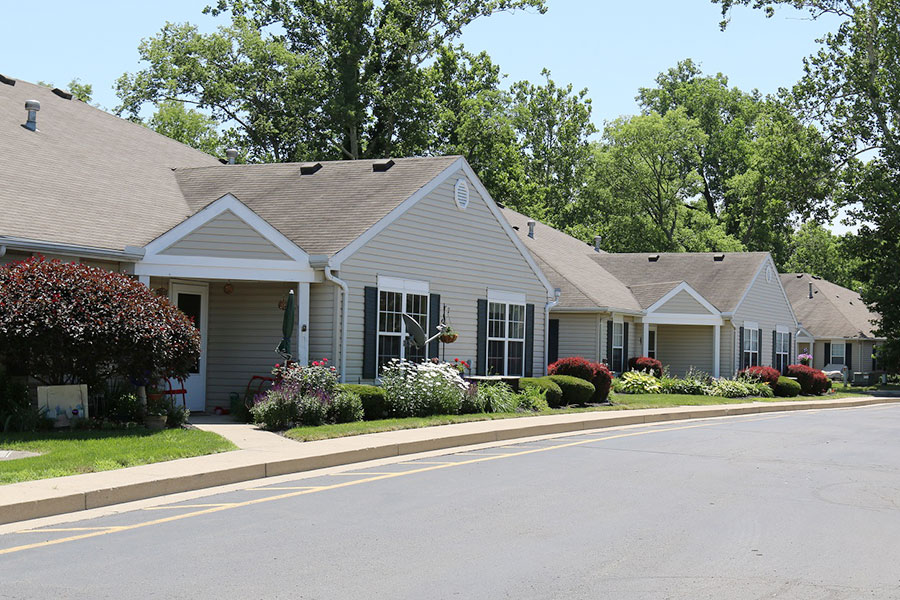 Photo of CREEKSIDE VILLAS. Affordable housing located at 5264 COBBLEGATE BLVD MORAINE, OH 45439