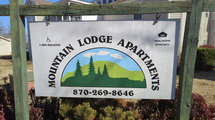Photo of MOUNTAIN LODGE APARTMENTS. Affordable housing located at 211 KING AVE MOUNTAIN VIEW, AR 72560