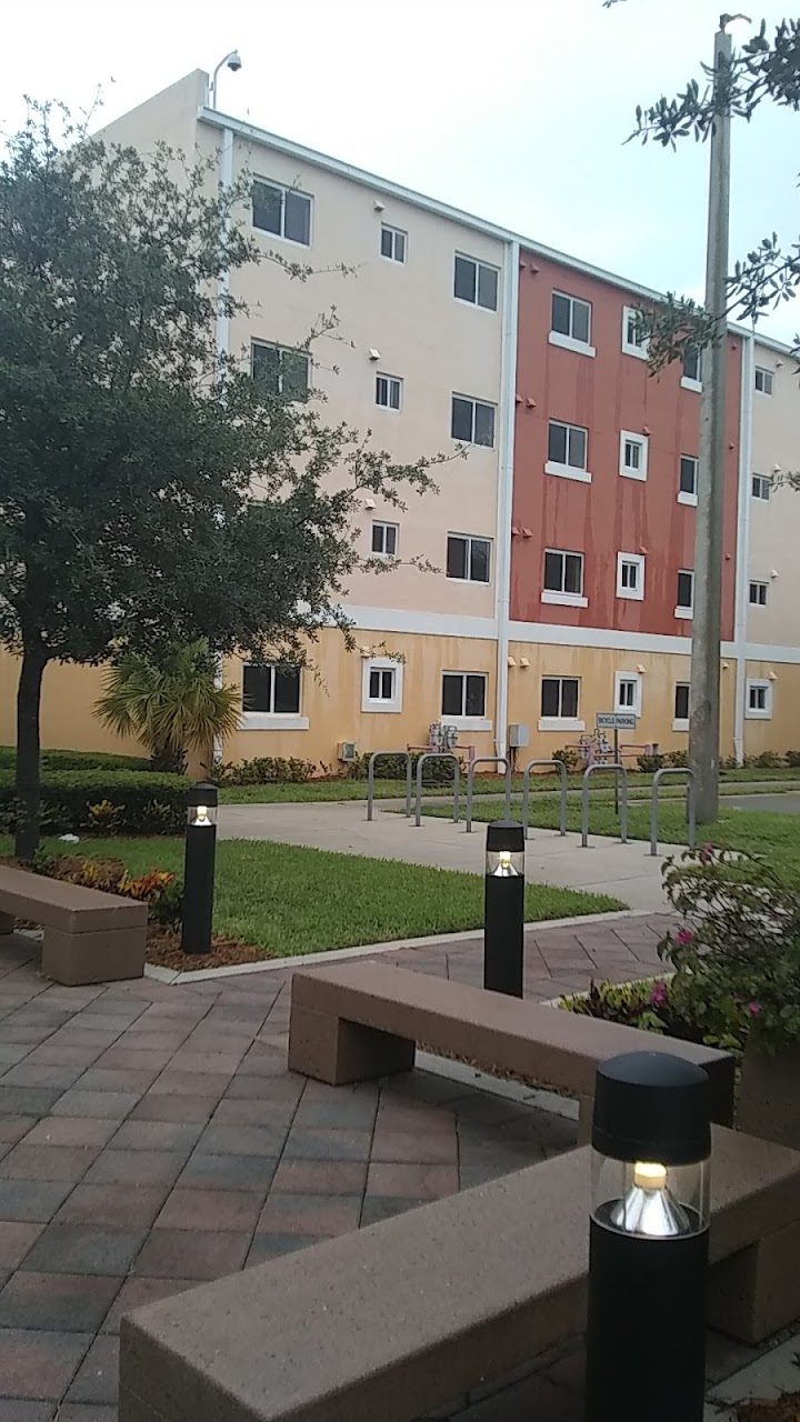 Photo of HARVARD HOUSE. Affordable housing located at 2020 NE 169TH ST NORTH MIAMI BEACH, FL 33162