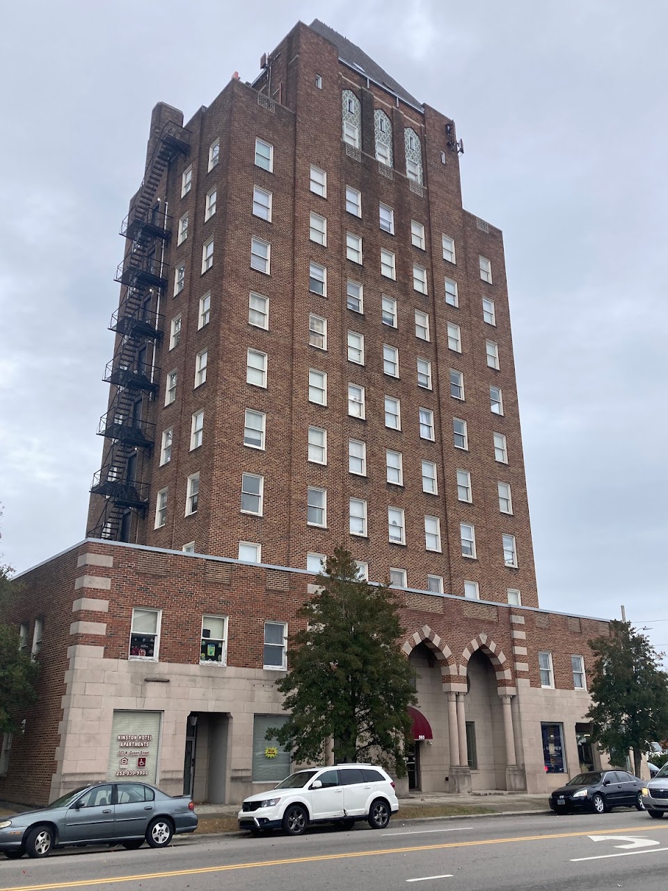 Photo of KINSTON HOTEL. Affordable housing located at 503 N QUEEN STREET KINSTON, NC 28501
