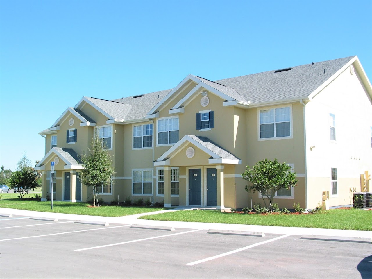 Photo of IRONGATE. Affordable housing located at 1791 BLAIR CASTLE CIR RUSKIN, FL 33570
