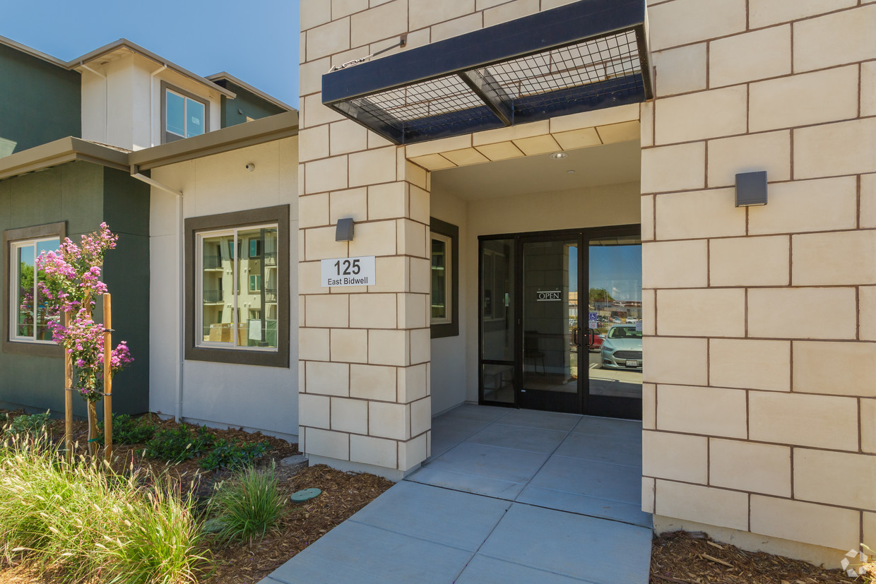 Photo of BIDWELL POINTE. Affordable housing located at 125 E. BIDWELL STREET FOLSOM, CA 95630