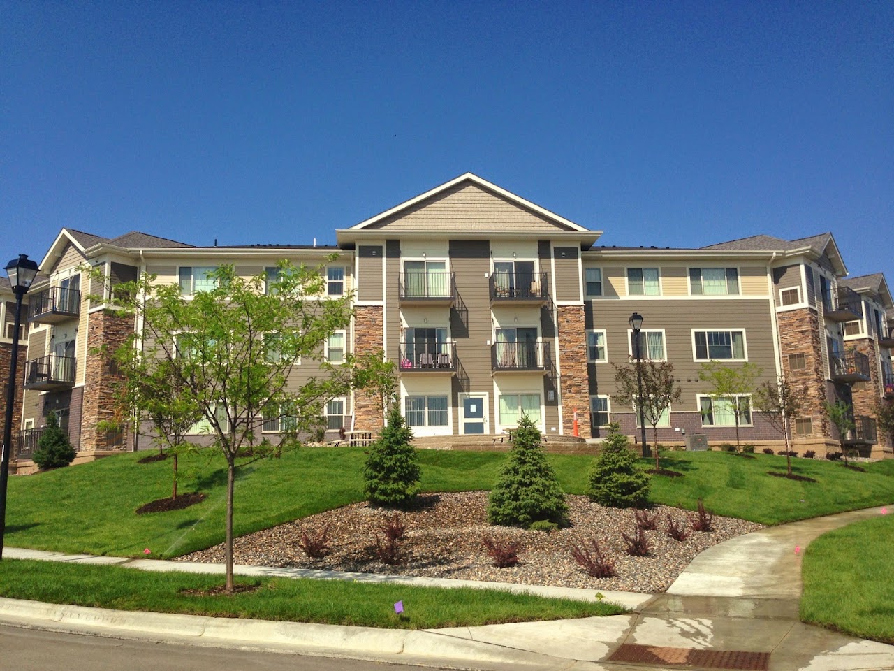 Photo of VILLAGE COMMONS. Affordable housing located at CONNELLY PARKWAY - WEST VIRGINIA COURT SAVAGE, MN 55378