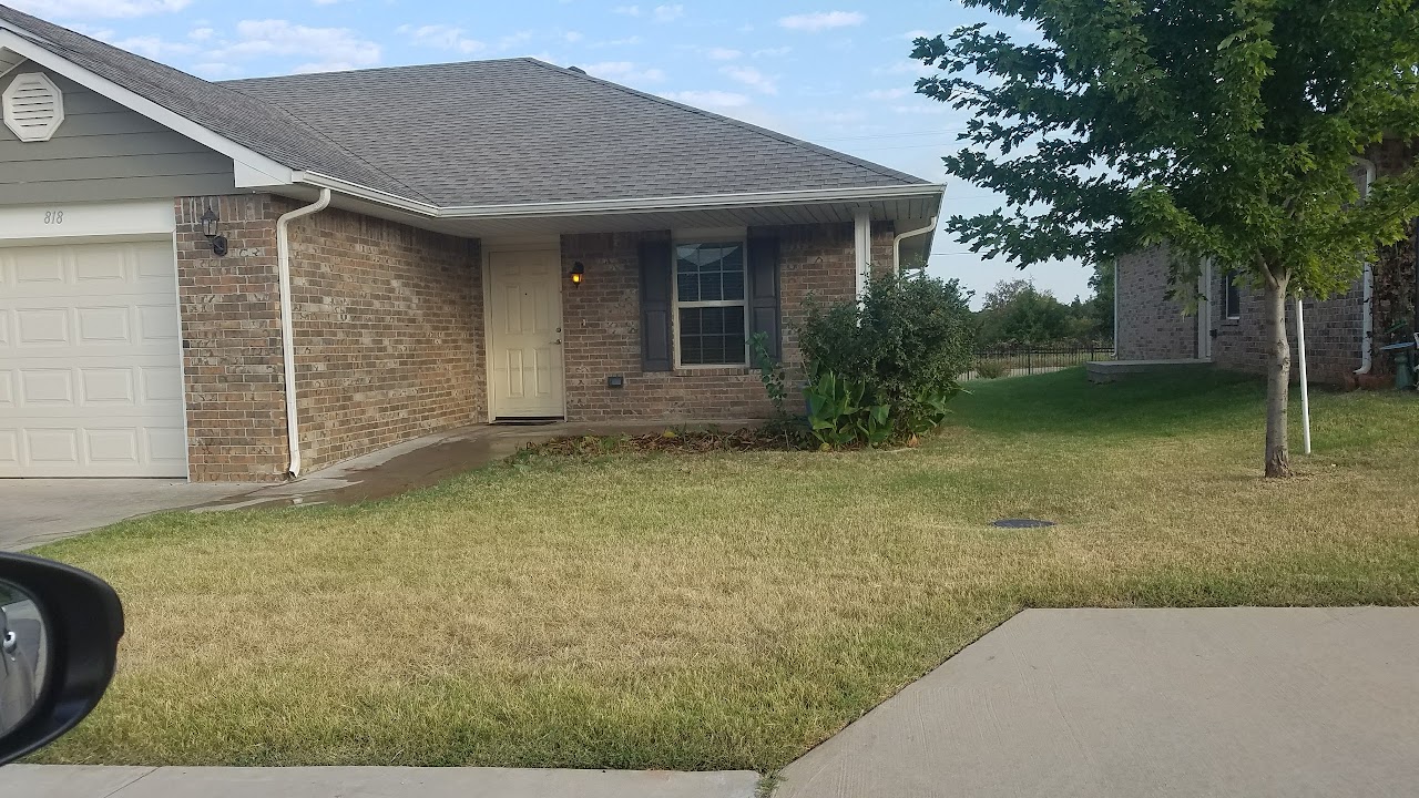 Photo of COTTAGE PARK GUTHRIE. Affordable housing located at 700 COTTAGE PARK CIR GUTHRIE, OK 73044