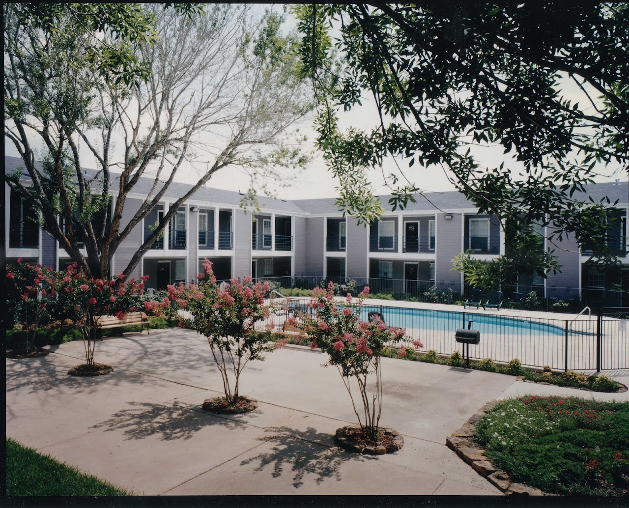 Photo of SOUTHMORE PARK APTS, LTD. Affordable housing located at 2401 SOUTHMORE AVE PASADENA, TX 77502