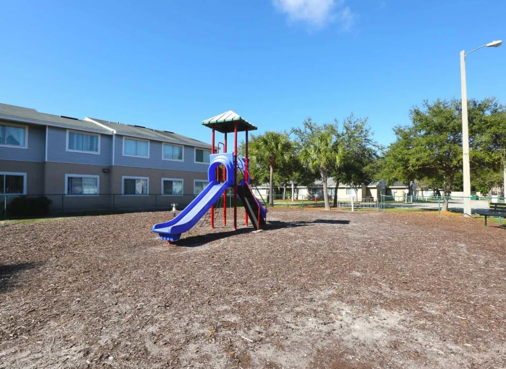 Photo of ORCHARD PARK. Affordable housing located at 1526 ORCHARD PARK CIR RUSKIN, FL 33570