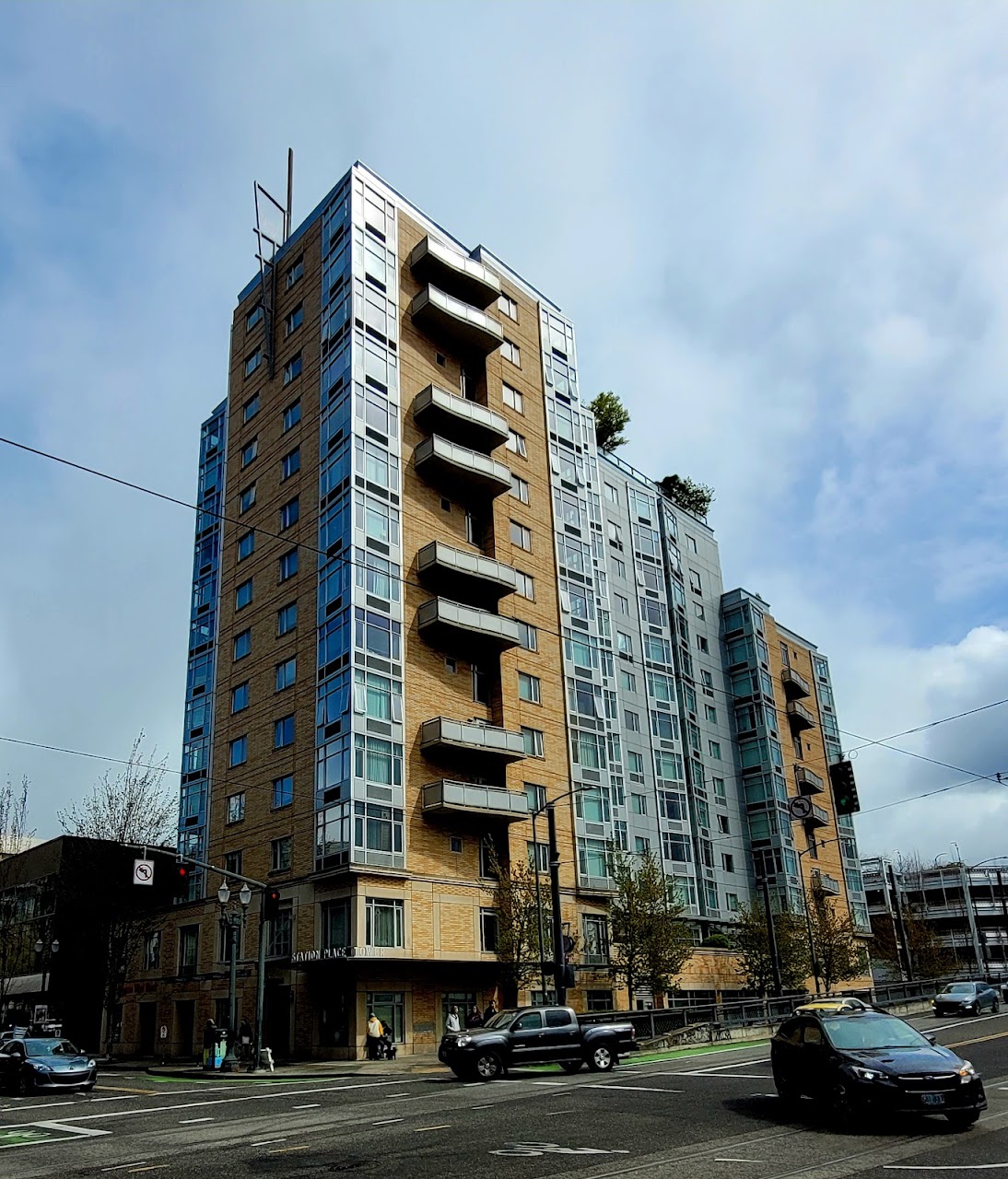 Photo of STATION PLACE TOWER. Affordable housing located at 1020 NW NINTH AVE PORTLAND, OR 97209