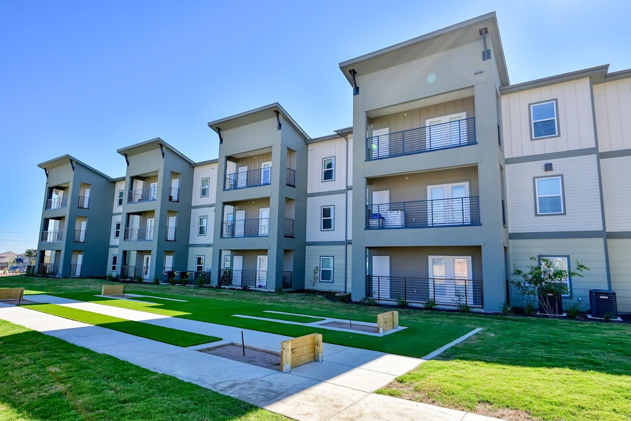 Photo of RESERVES AT SAN MARCOS. Affordable housing located at SWC OF HWY 123 & MONTERREY OAK SAN MARCOS, TX 78666