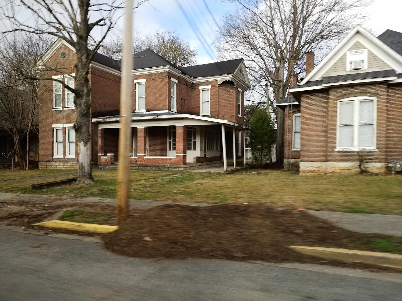 Photo of GRANT VILLAGE at 12TH AVE. EAST BOWLING GREEN, KY 42101
